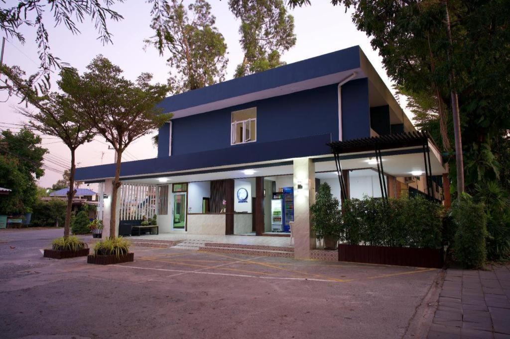 סי ראצ'ה Deejai Hotel מראה חיצוני תמונה